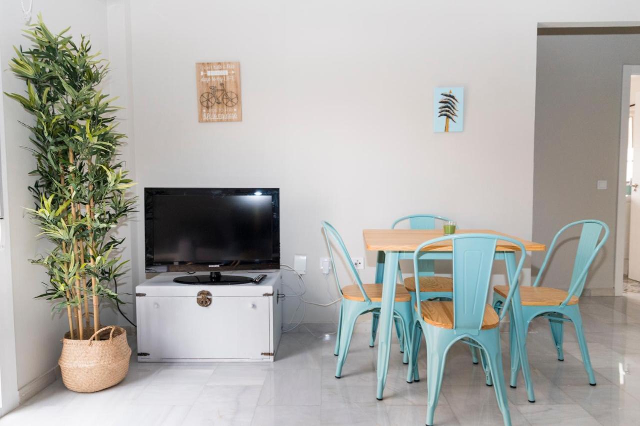 Apartamento Melina Arlu - Barrio La Victoria Málaga Dış mekan fotoğraf